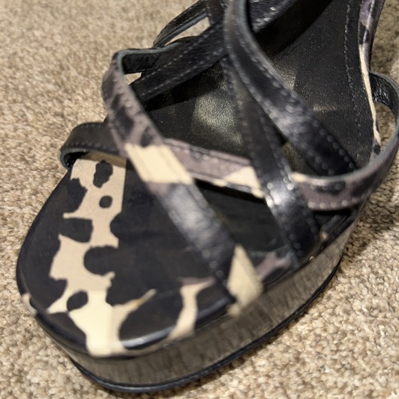 Burberry Black Strappy Heels with Leopard Print Platform 41 - Picture 2 of 9